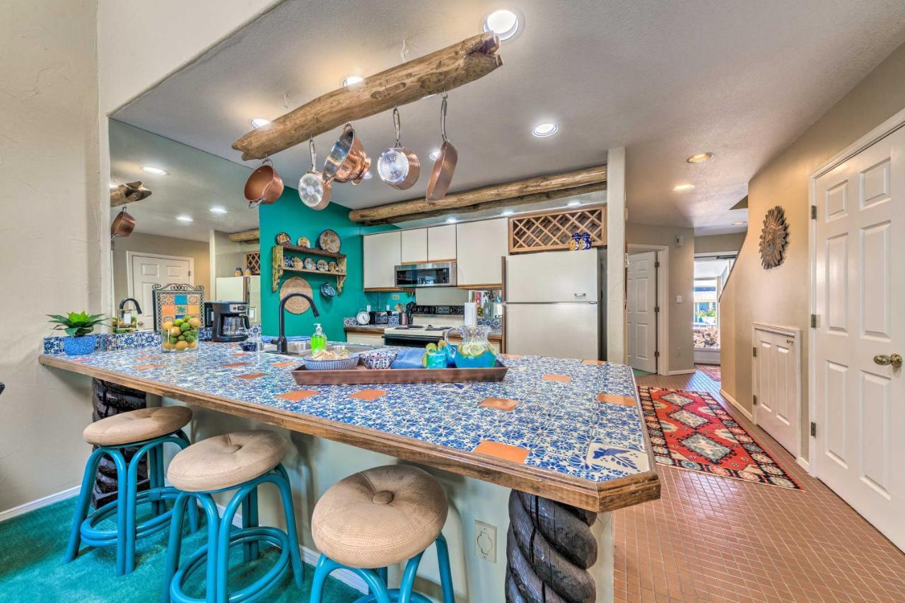 Eclectic Home With Deck 4 Miles To Ski Cloudcroft! Εξωτερικό φωτογραφία