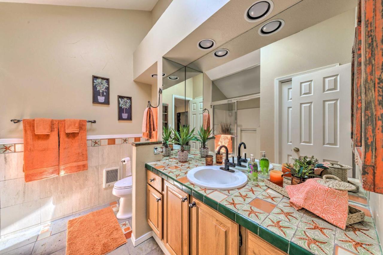 Eclectic Home With Deck 4 Miles To Ski Cloudcroft! Εξωτερικό φωτογραφία