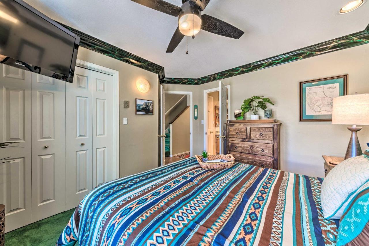 Eclectic Home With Deck 4 Miles To Ski Cloudcroft! Εξωτερικό φωτογραφία